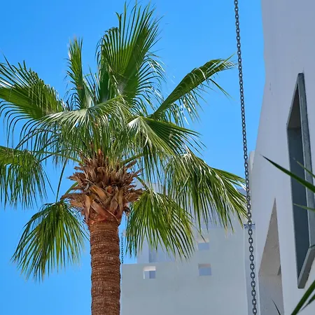 Yaz Hotel