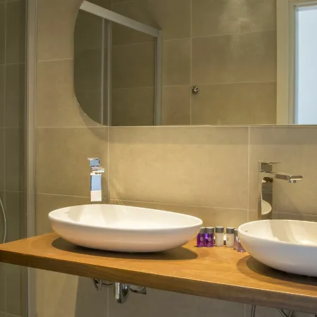 Hotel Yaz 2*